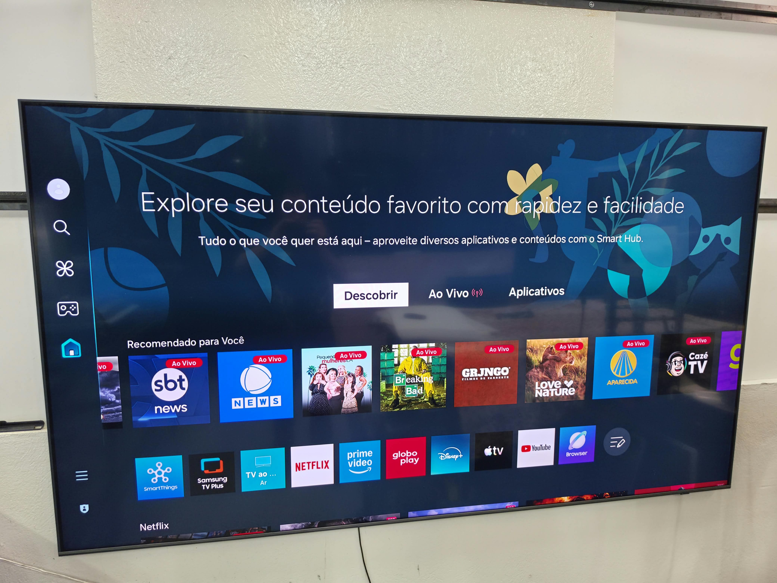 Tv Samsung smart tizen 4k (com detalhe)