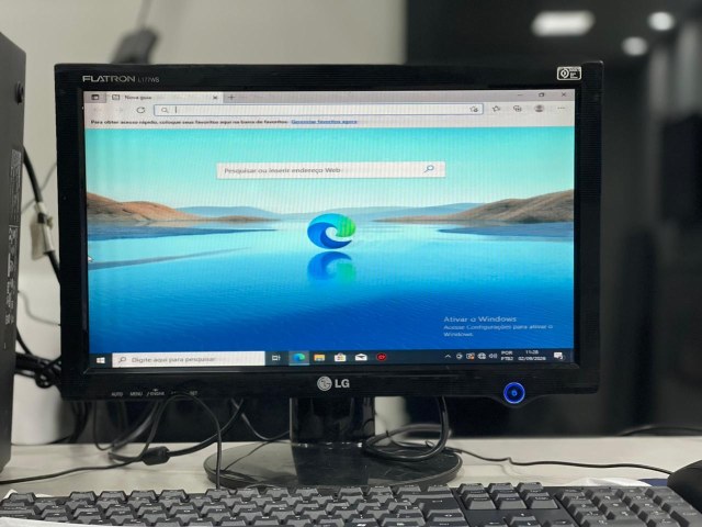 Computador de mesa completo — foto 4