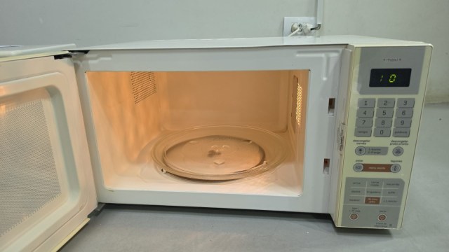 Microondas Brastemp 30 litros — foto 2