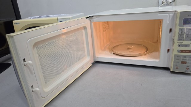 Microondas Brastemp 30 litros — foto 3