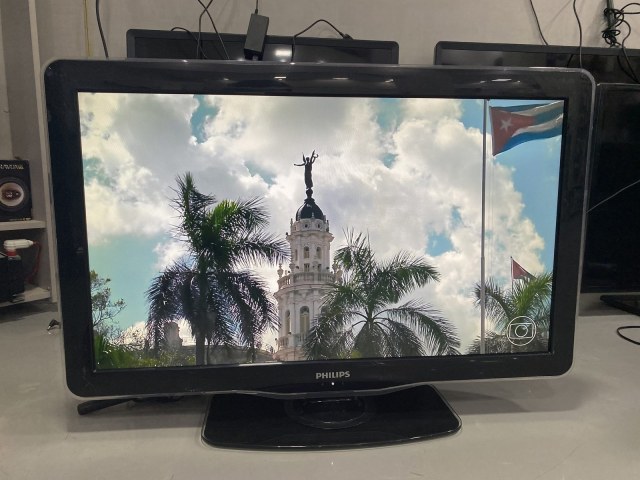 Tv Philips LCD Digital — foto 4