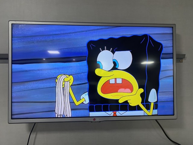 Tv LG Smart (só youtube) — foto 3