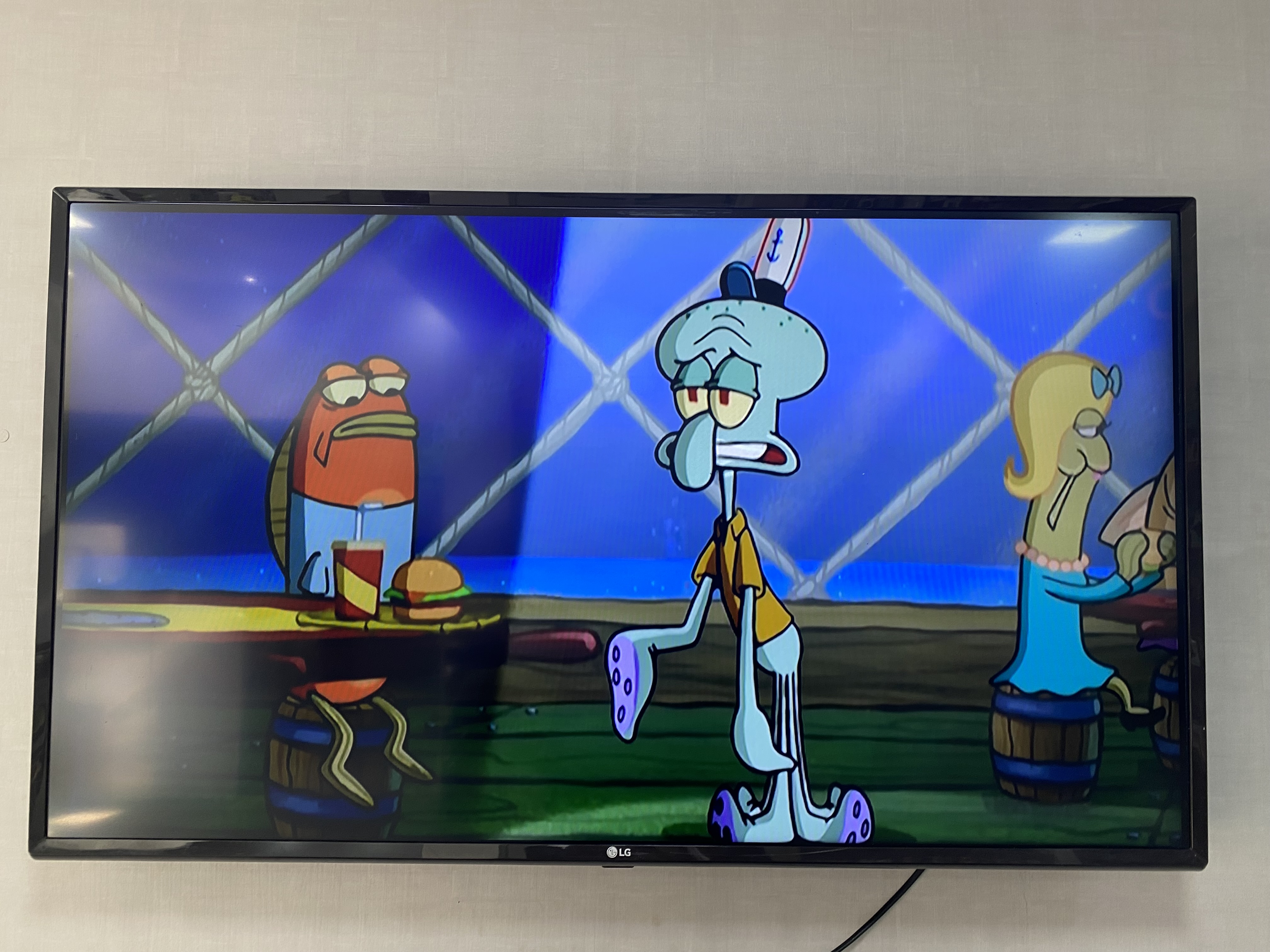 LG 43LJ5500