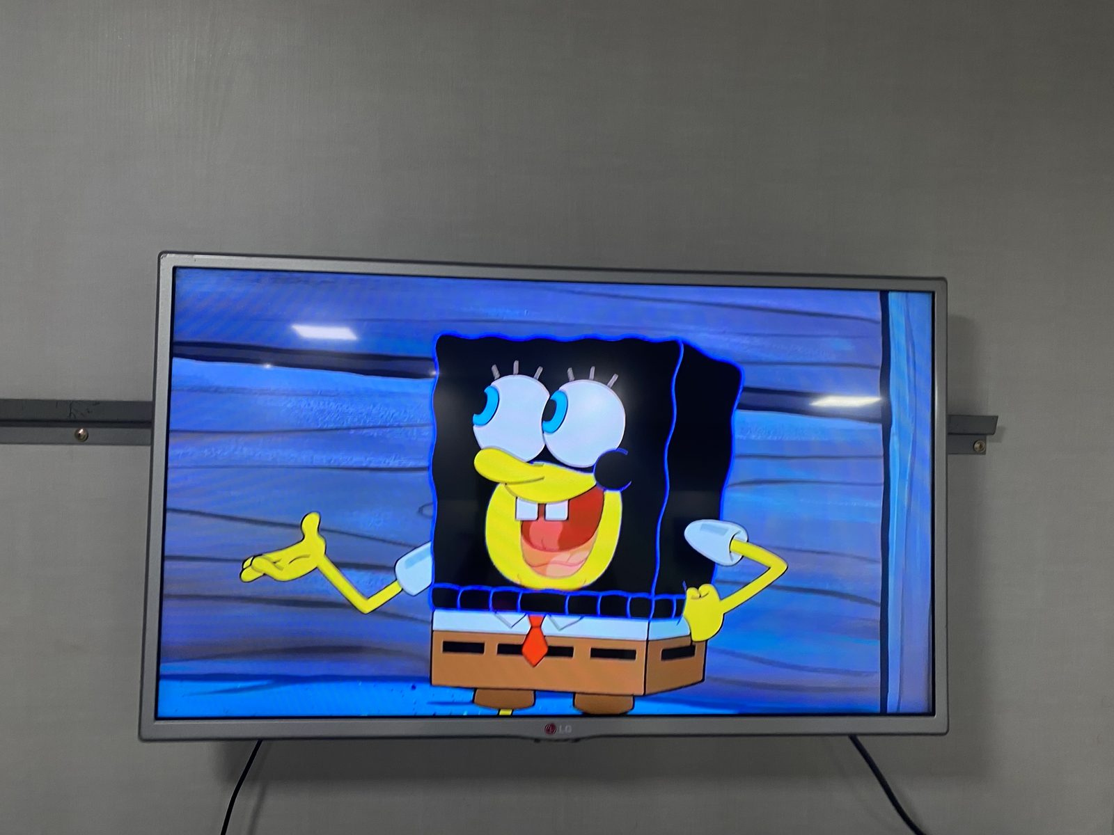 Tv LG Smart (só youtube)
